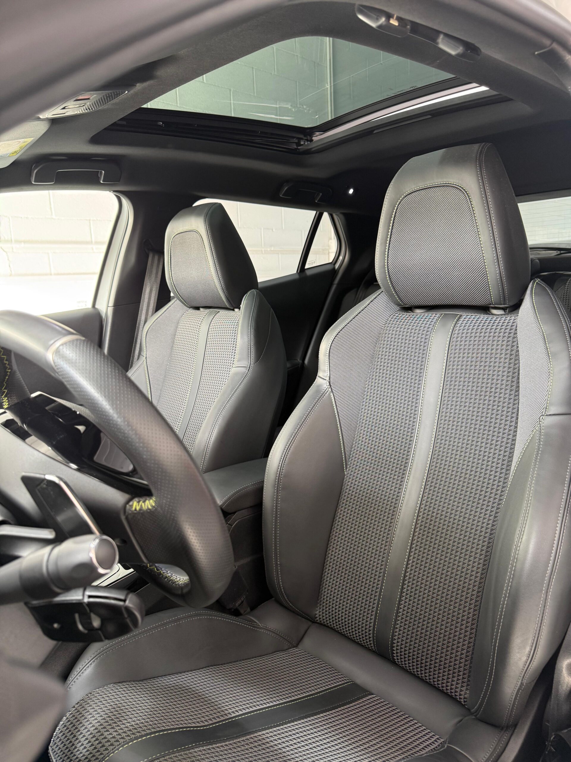 PEUGEOT 2008 GT BlueHdi 130 - Imagen 8