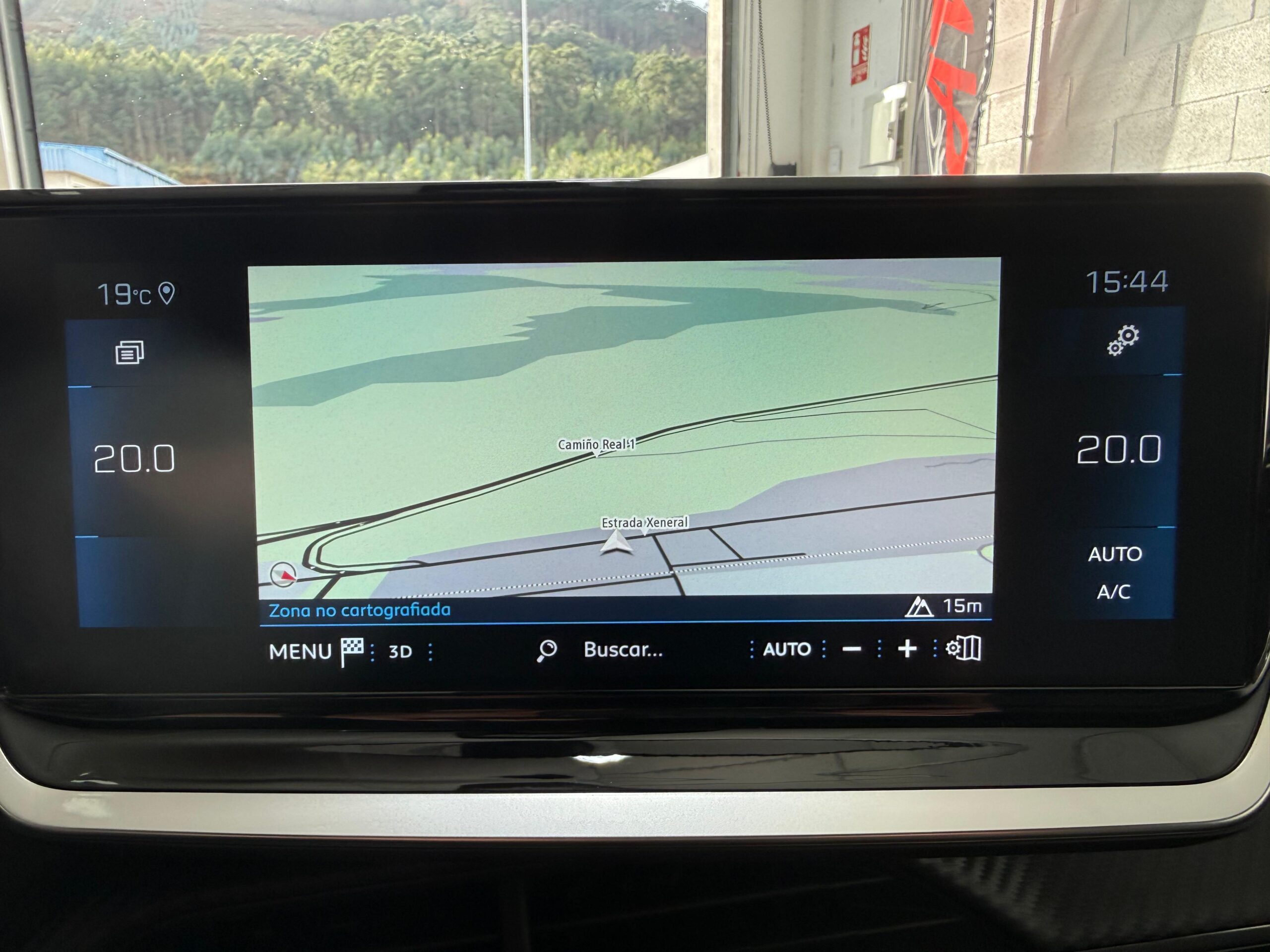 PEUGEOT 2008 GT BlueHdi 130 - Imagen 14