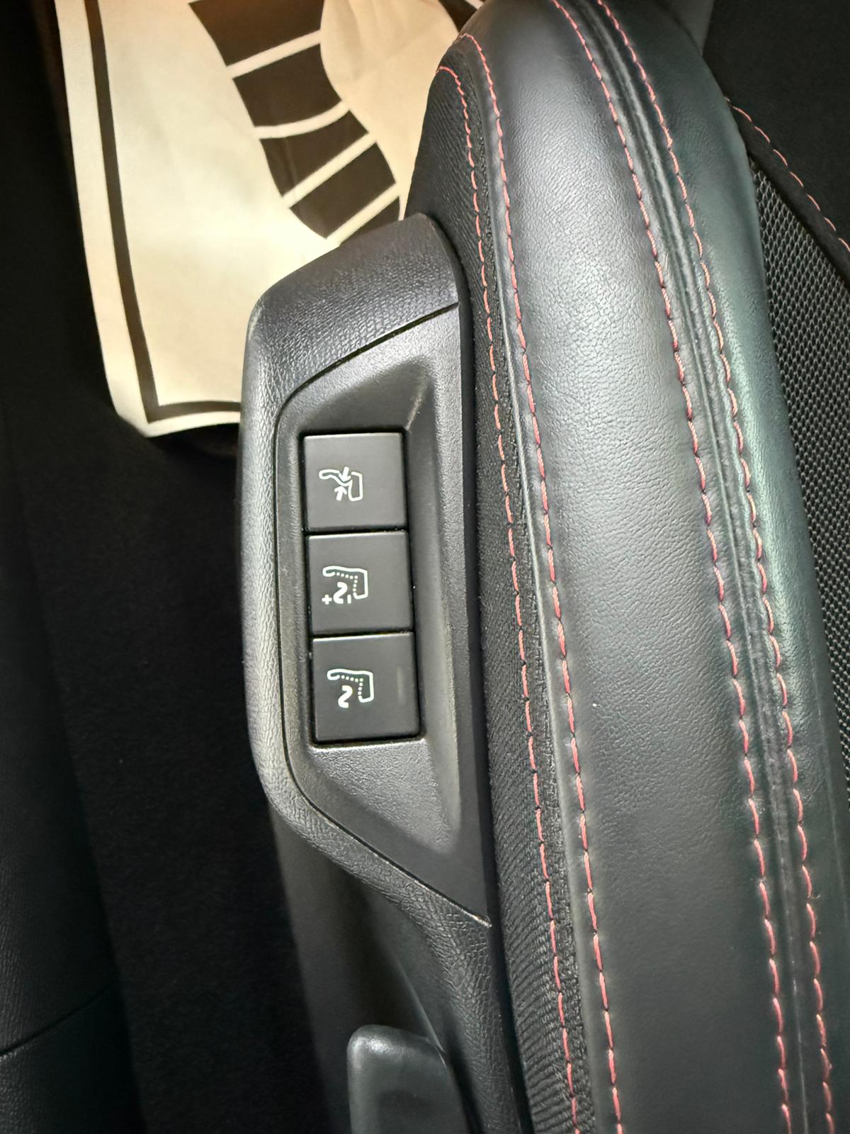 PEUGEOT 308 GTI - Imagen 12