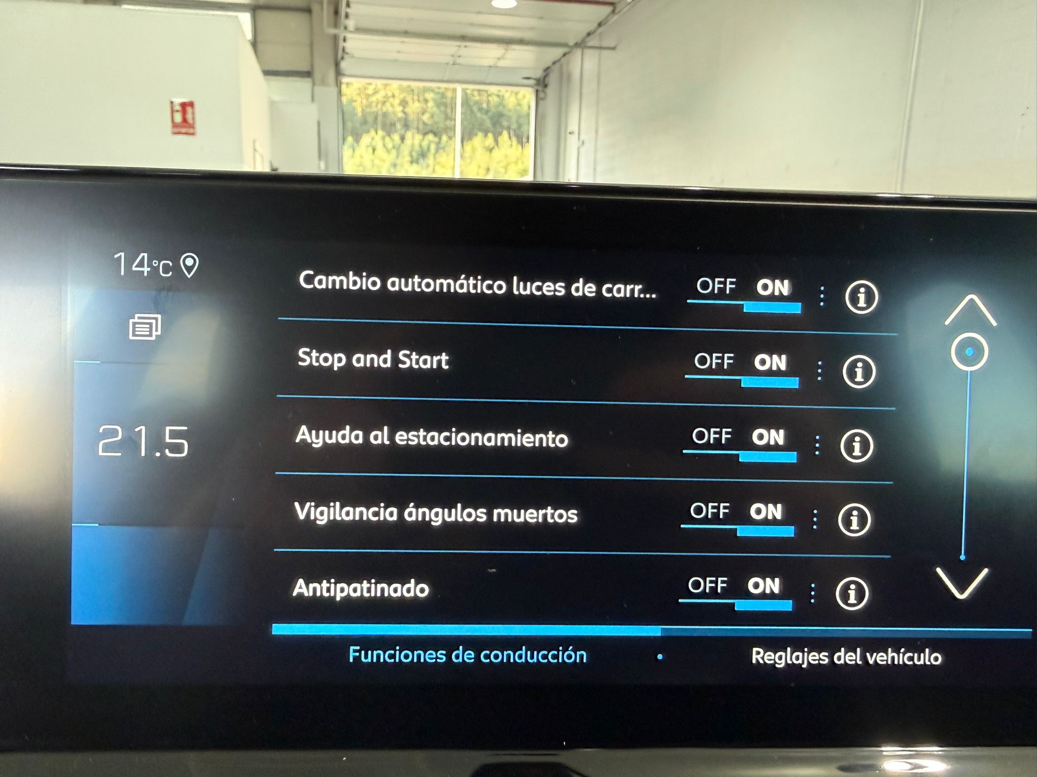 PEUGEOT 3008 ALLURE PACK - Imagen 14