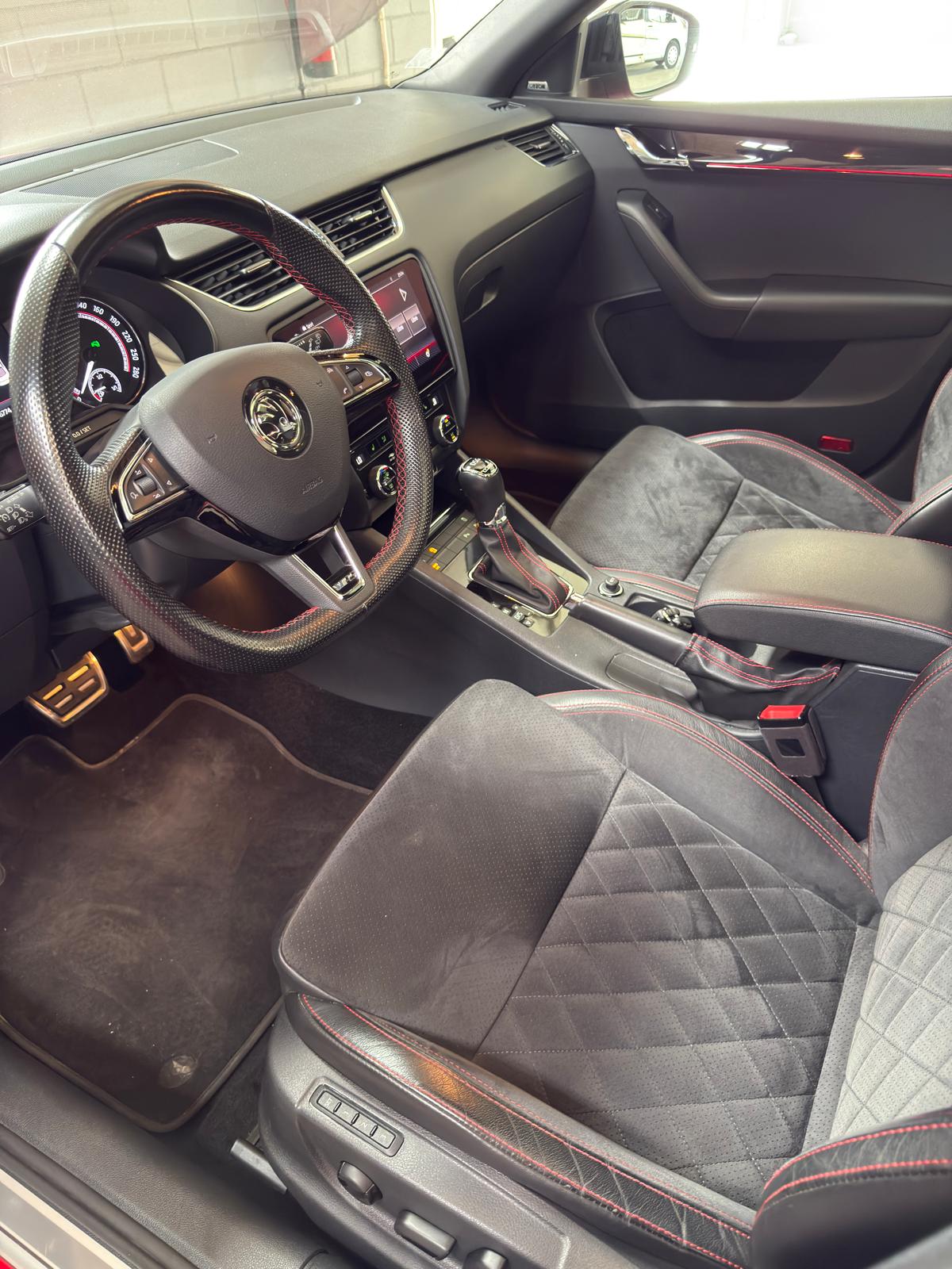 SKODA OCTAVIA VRS - Imagen 17