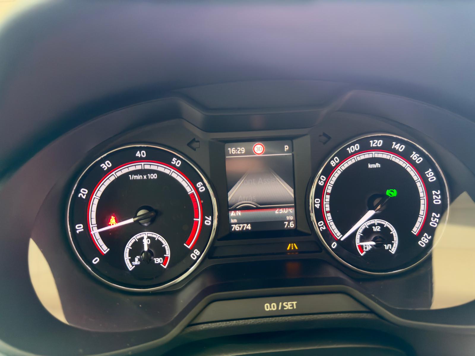 SKODA OCTAVIA VRS - Imagen 24