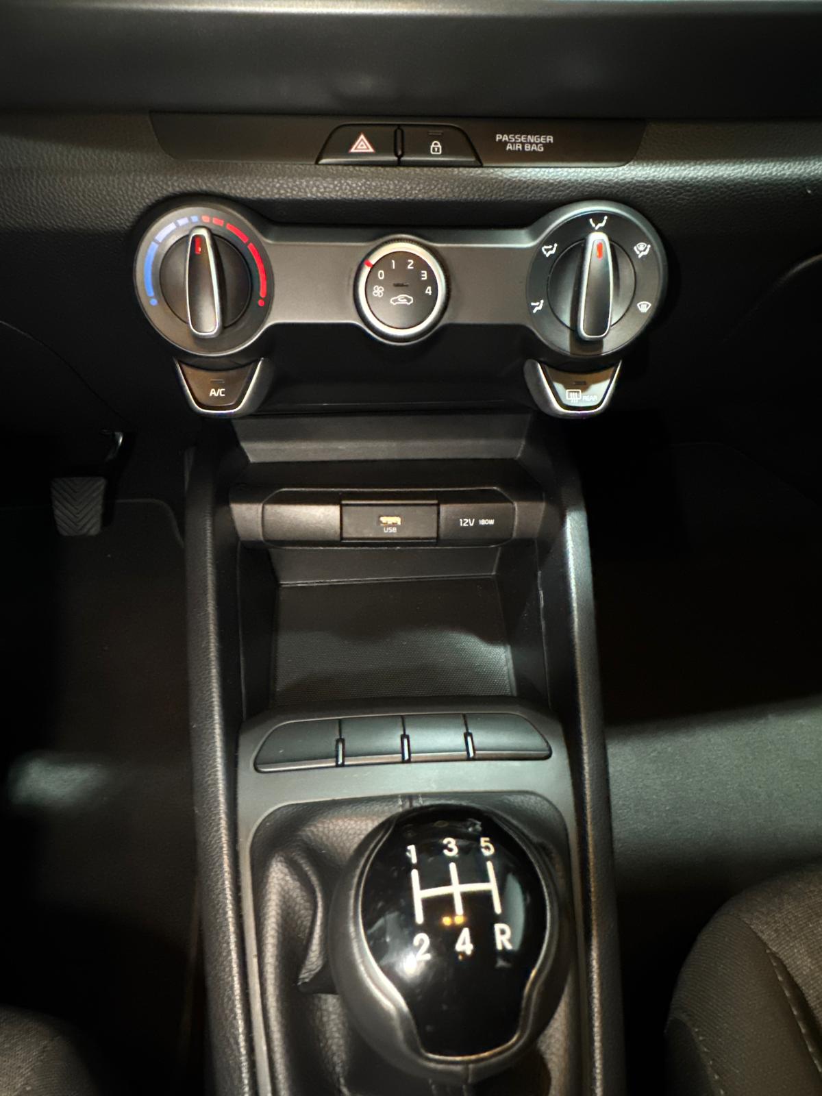 KIA Stonic 1.2 DPi Concept - Imagen 14