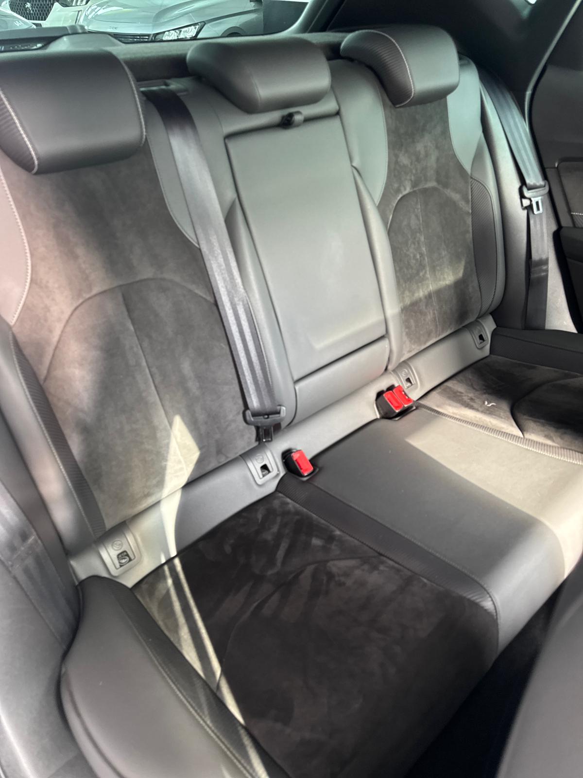 SEAT LEON CUPRA (Black carbón) - Imagen 12
