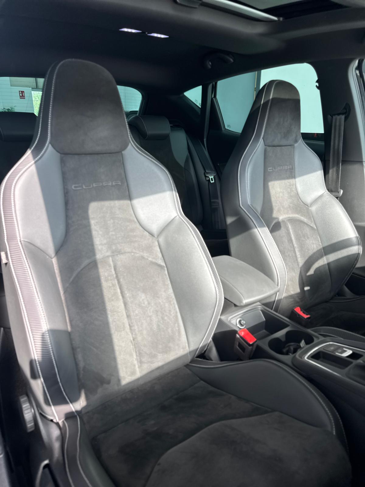 SEAT LEON CUPRA (Black carbón) - Imagen 11
