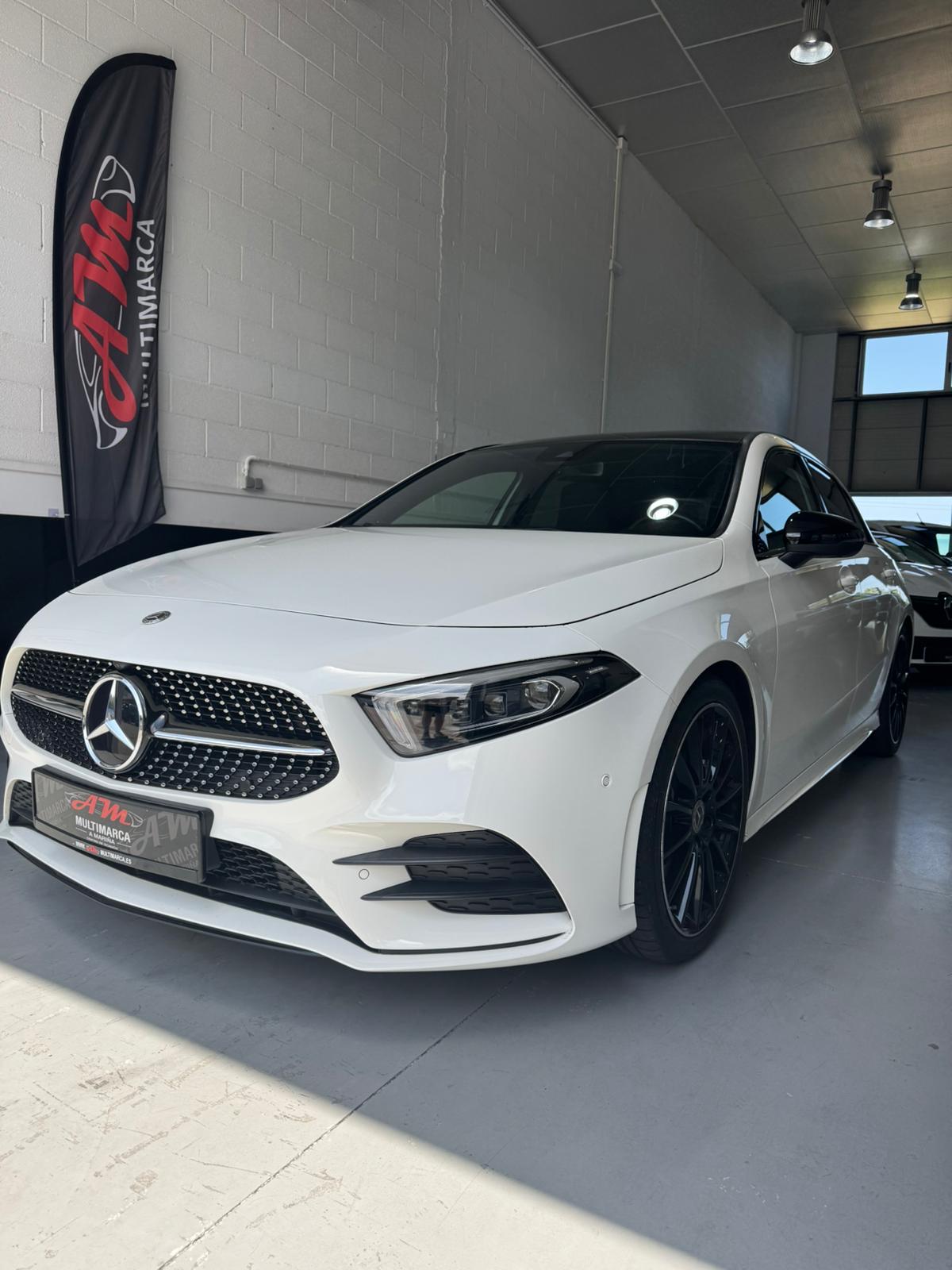 MERCEDES A250 AMG LINE