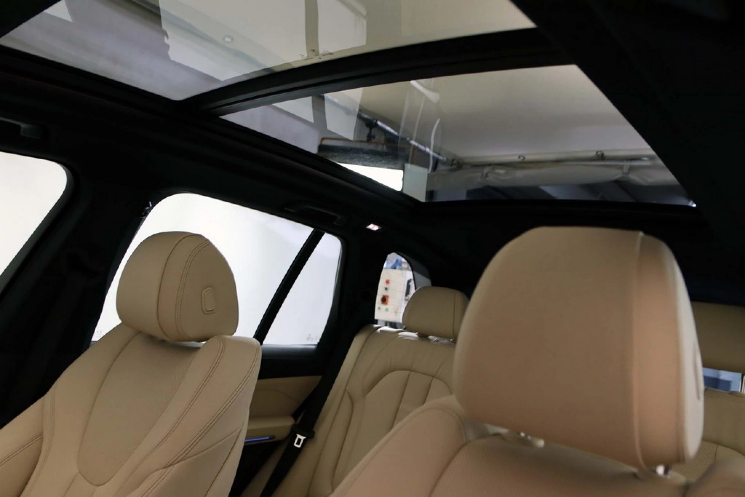 BMW X5 xDrive45e Híbrido Enchufable - Imagen 22