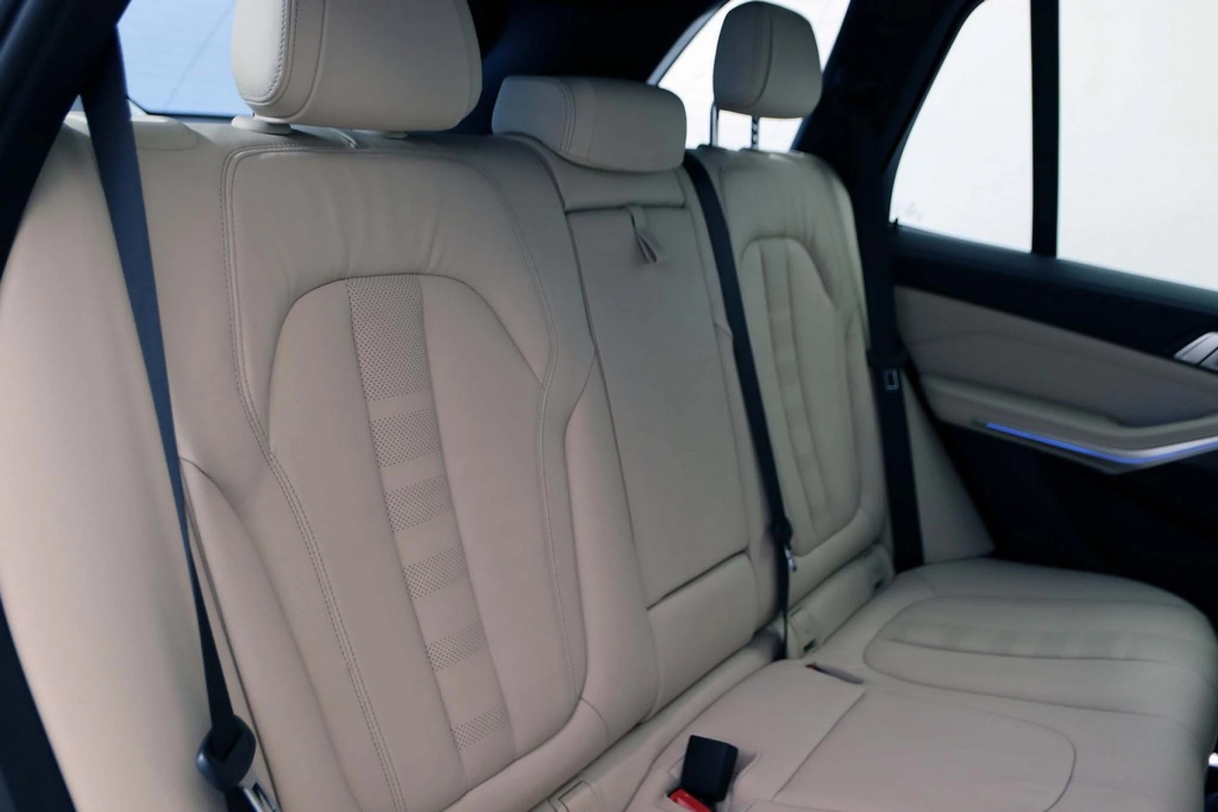 BMW X5 xDrive45e Híbrido Enchufable - Imagen 34