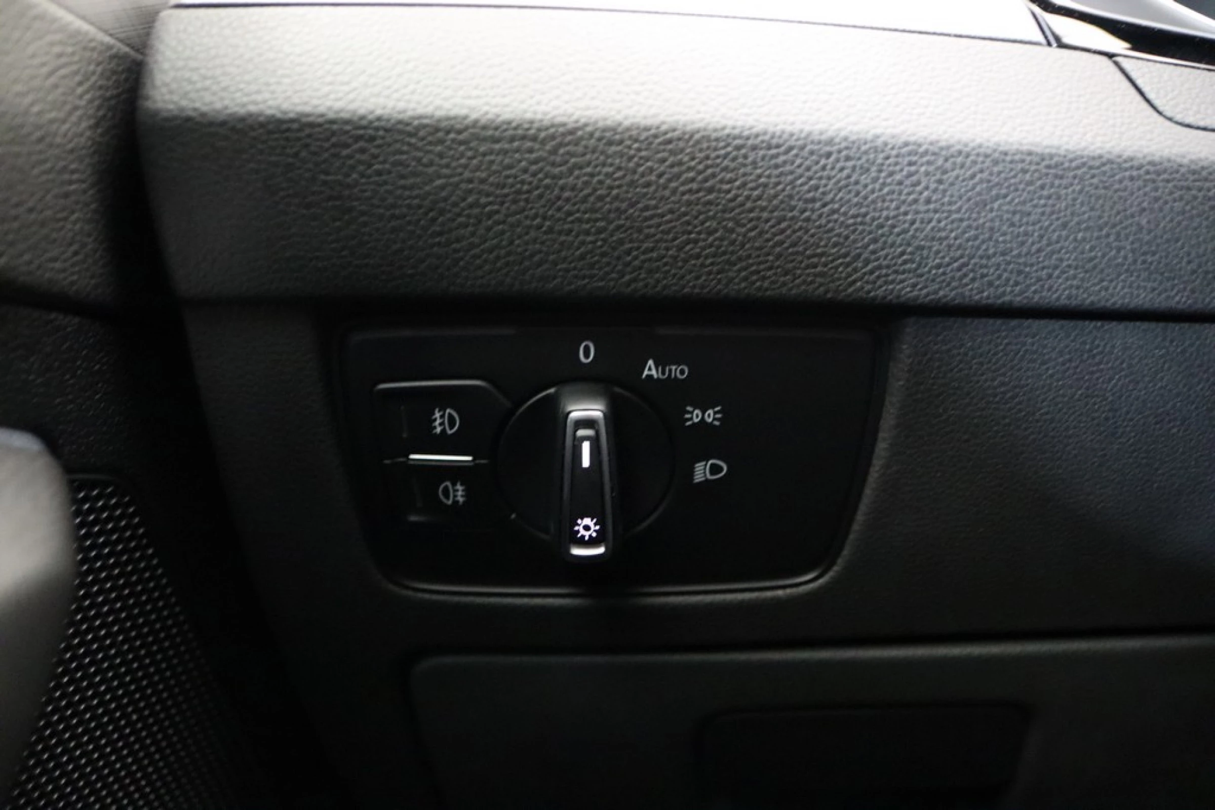 Volkswagen Passat Variant Executive 1.6 TDI 120 CV DSG - Imagen 17