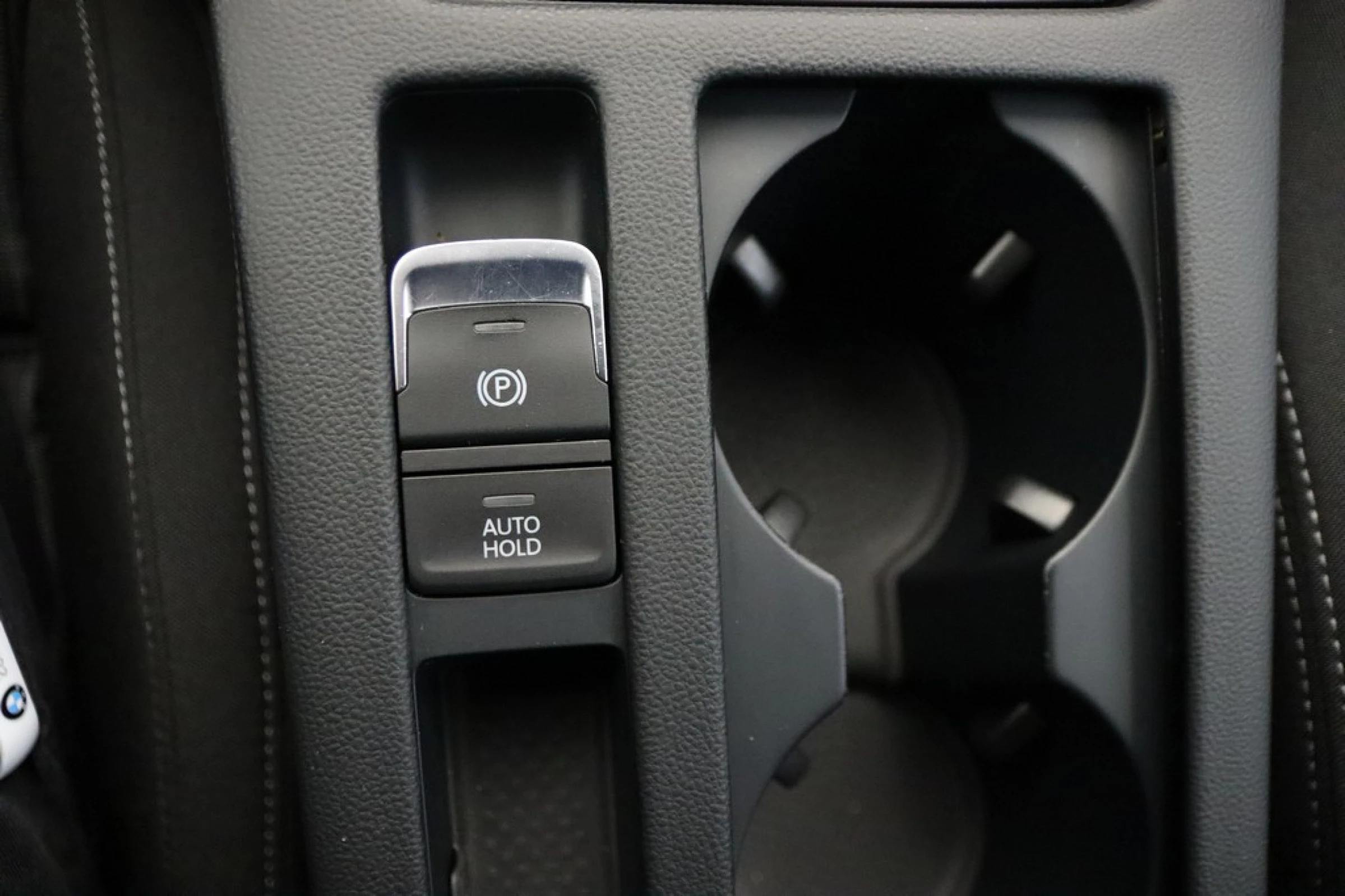 Volkswagen Passat Variant Executive 1.6 TDI 120 CV DSG - Imagen 24