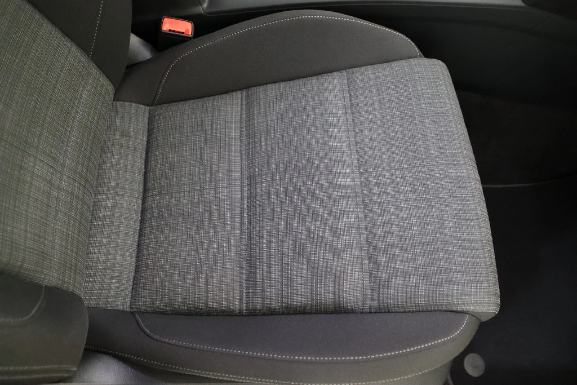 Volkswagen Passat Variant Executive 1.6 TDI 120 CV DSG - Imagen 44