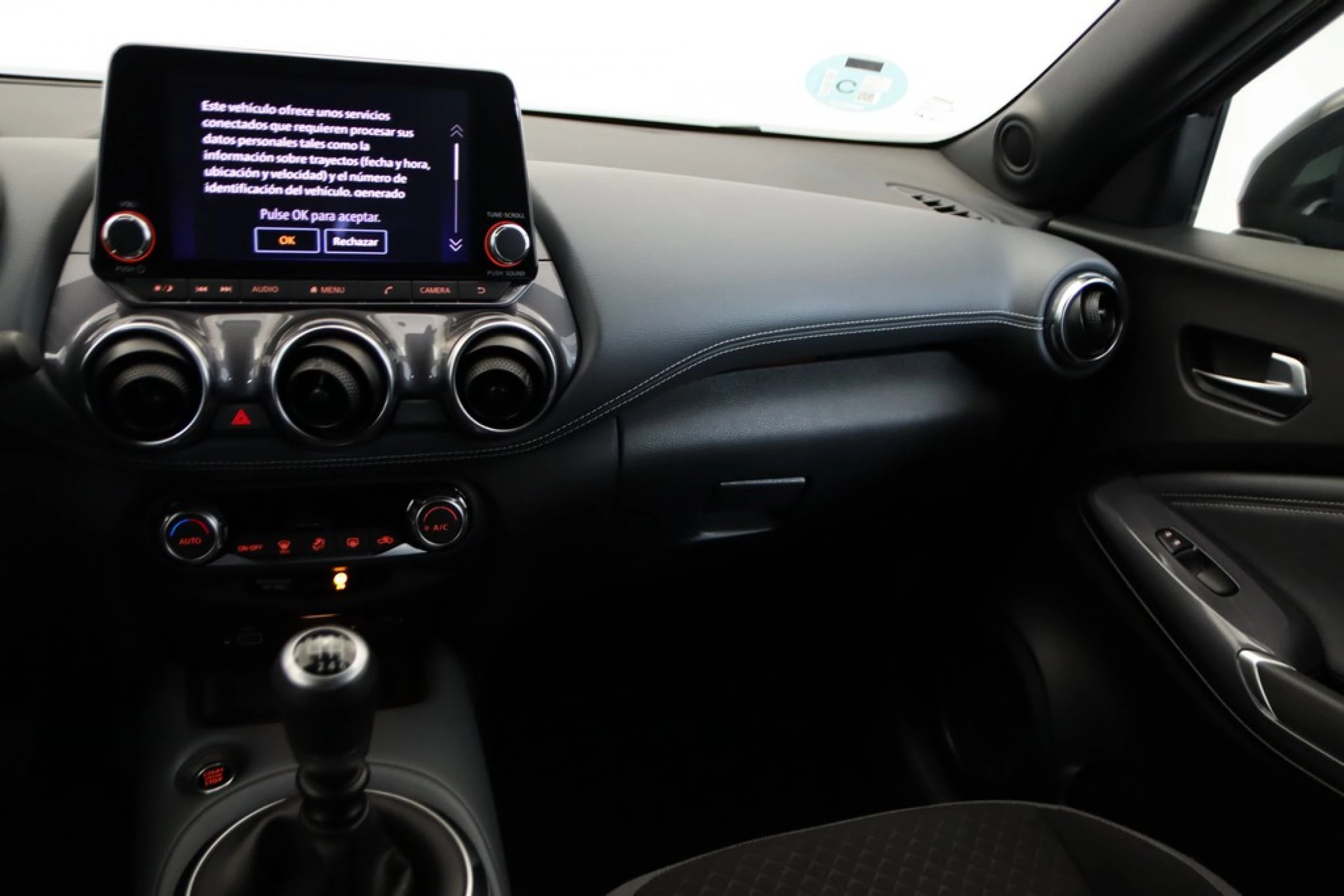 Nissan Juke 1.0 DIG-T 114 CV N-Connecta 6MT - Imagen 10