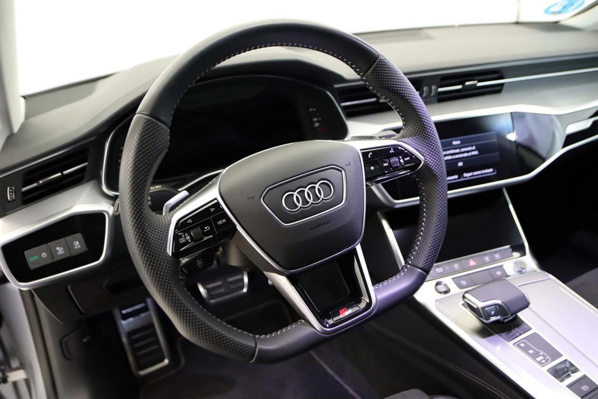 Audi A7 Sportback Competition 55 TFSIe quattro S tronic - Imagen 15