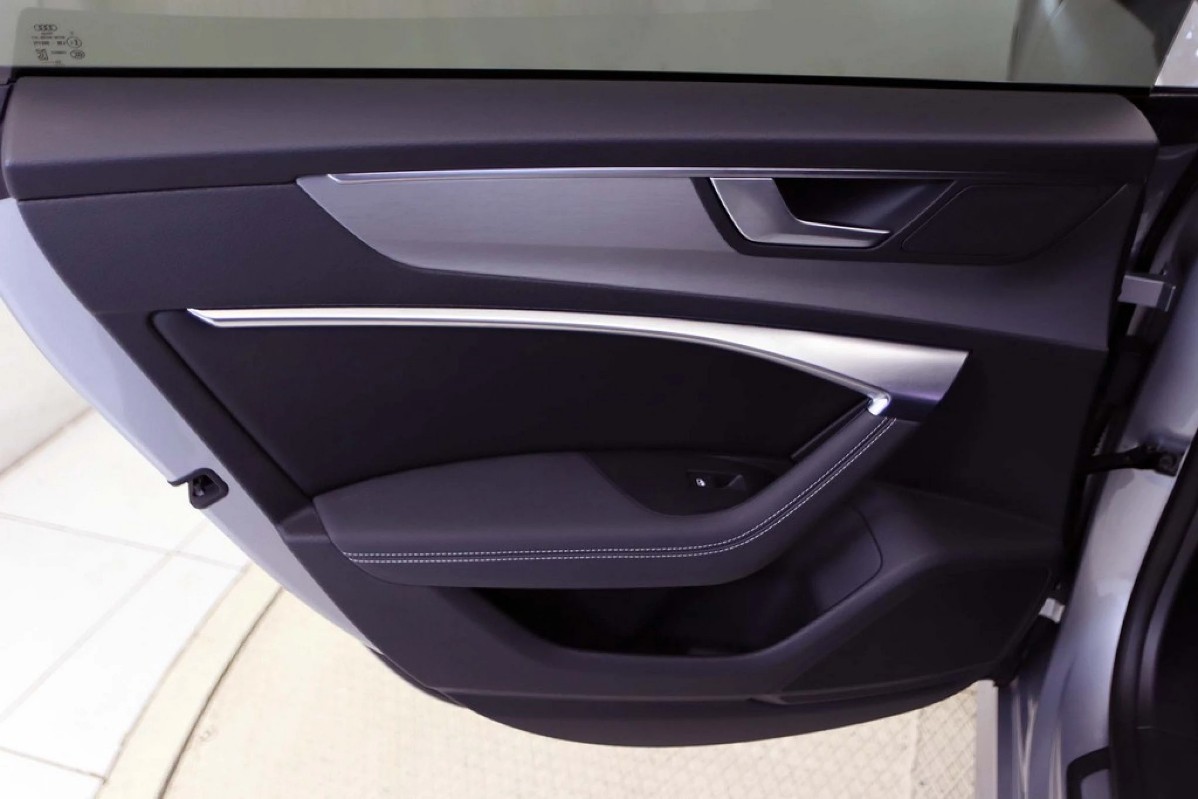 Audi A7 Sportback Competition 55 TFSIe quattro S tronic - Imagen 36