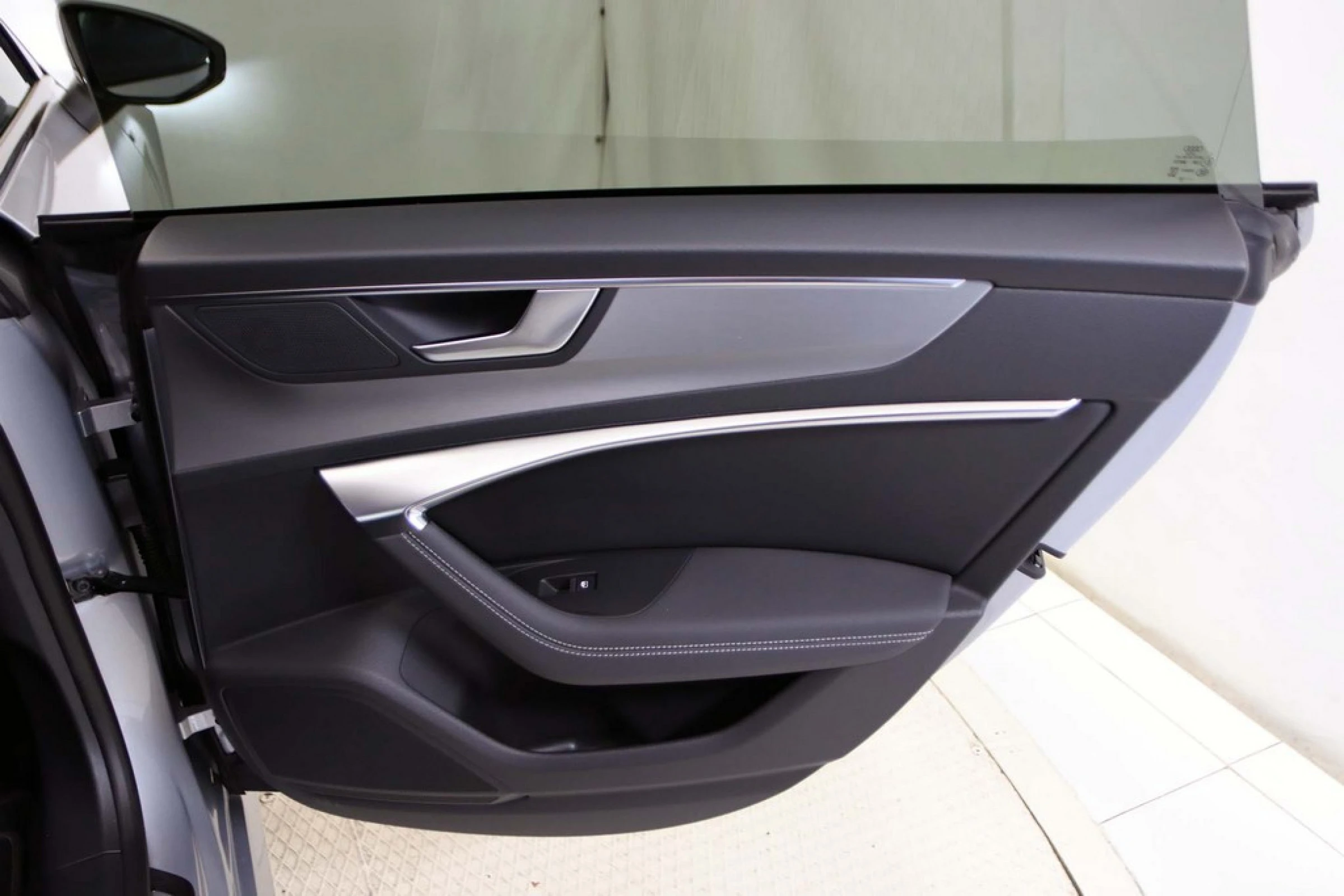 Audi A7 Sportback Competition 55 TFSIe quattro S tronic - Imagen 41