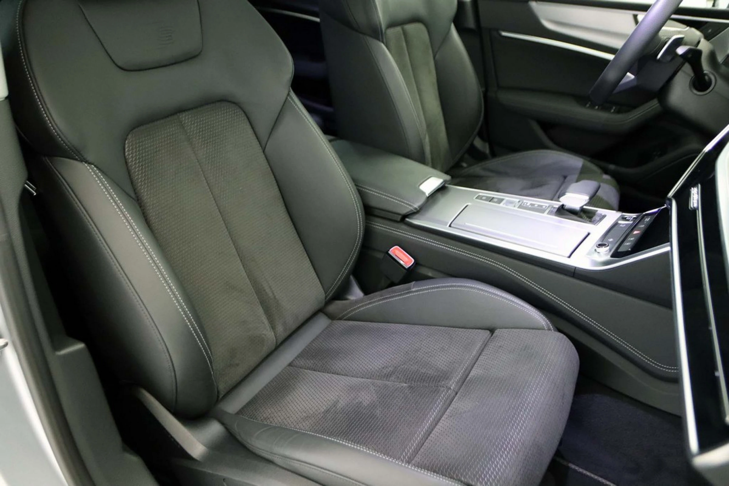 Audi A7 Sportback Competition 55 TFSIe quattro S tronic - Imagen 49
