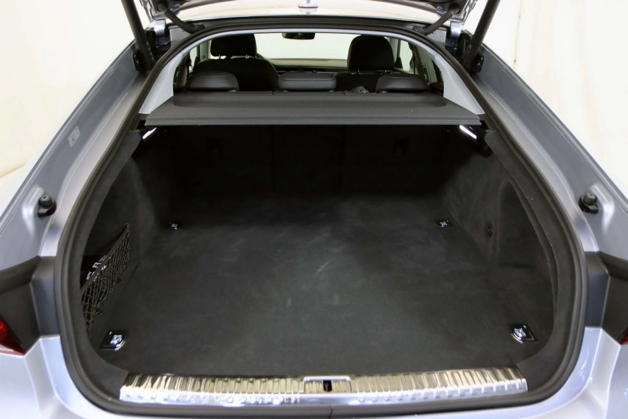 Audi A7 Sportback Competition 55 TFSIe quattro S tronic - Imagen 51