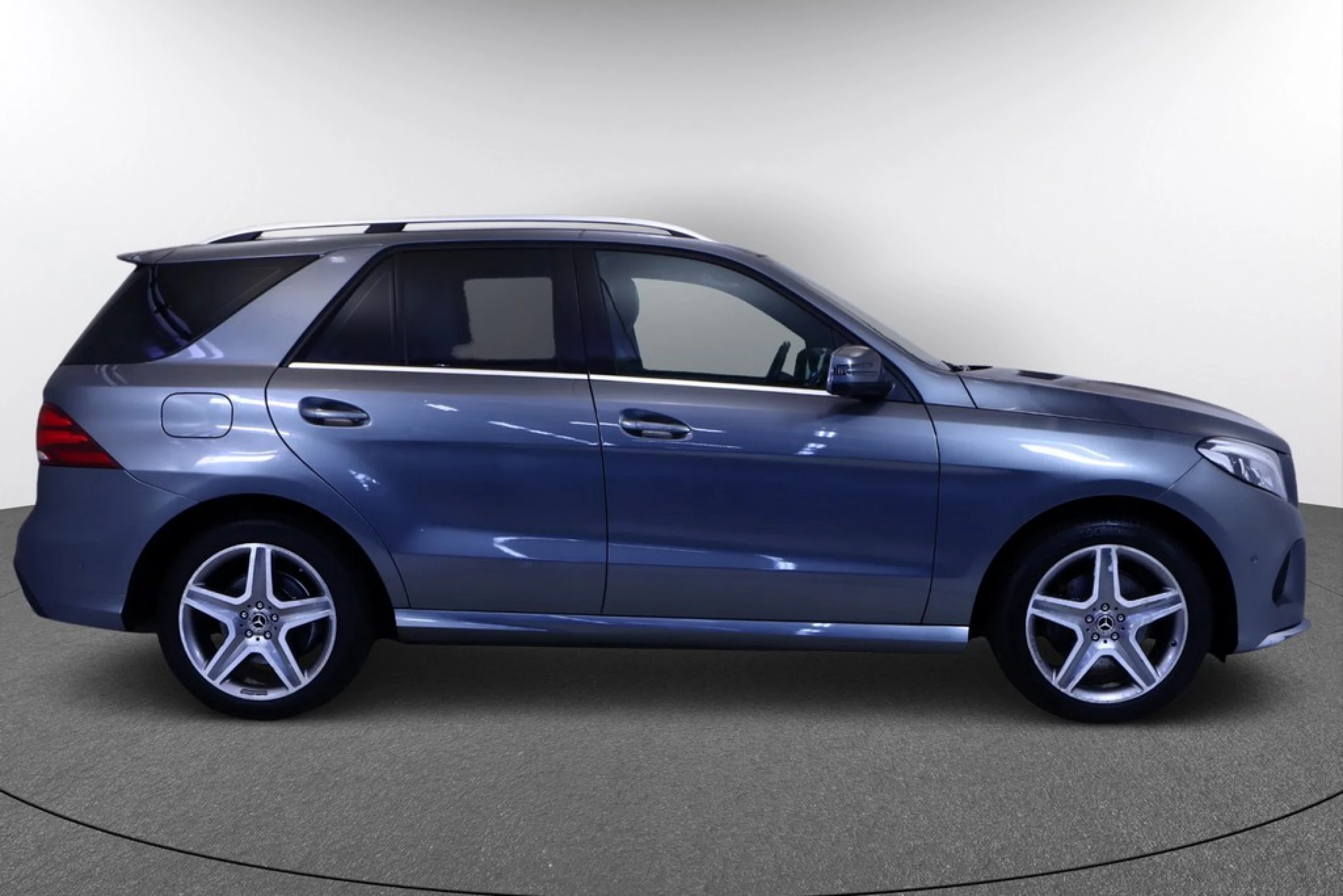 Mercedes-Benz GLE CLASS 350D 4MATIC - Imagen 4