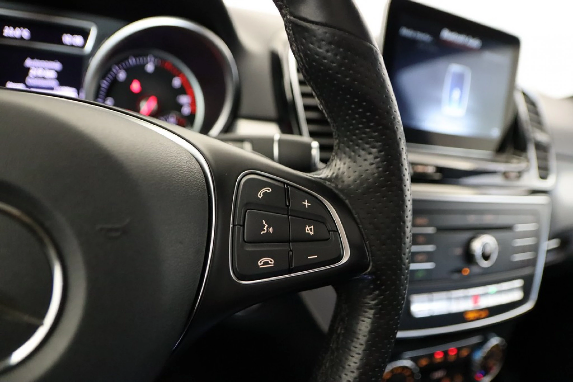 Mercedes-Benz GLE CLASS 350D 4MATIC - Imagen 14