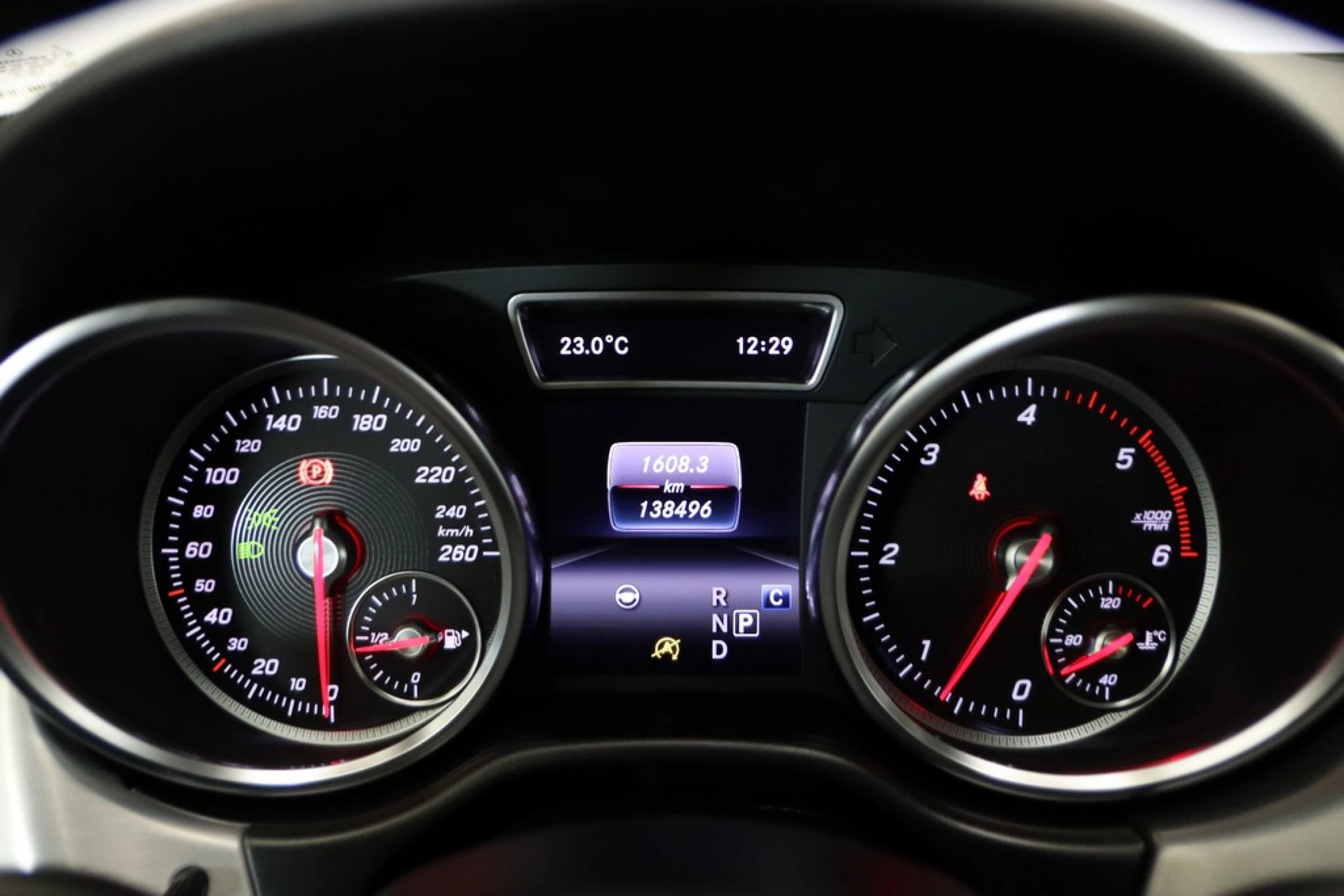 Mercedes-Benz GLE CLASS 350D 4MATIC - Imagen 17