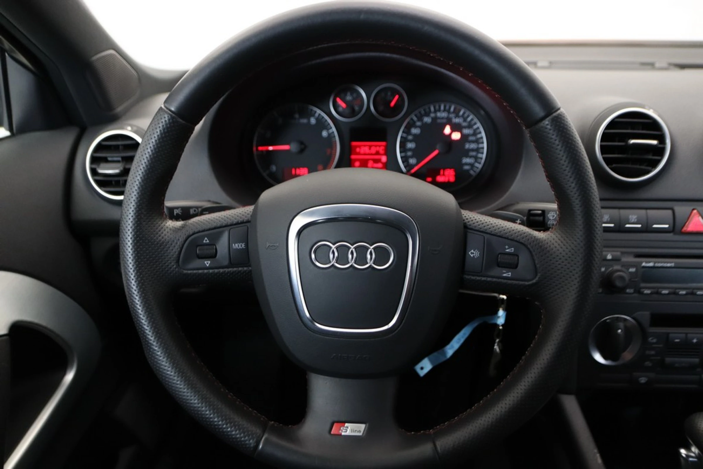 Audi A3 2.0 TFSI 200 CV Tiptronic S line - Imagen 12