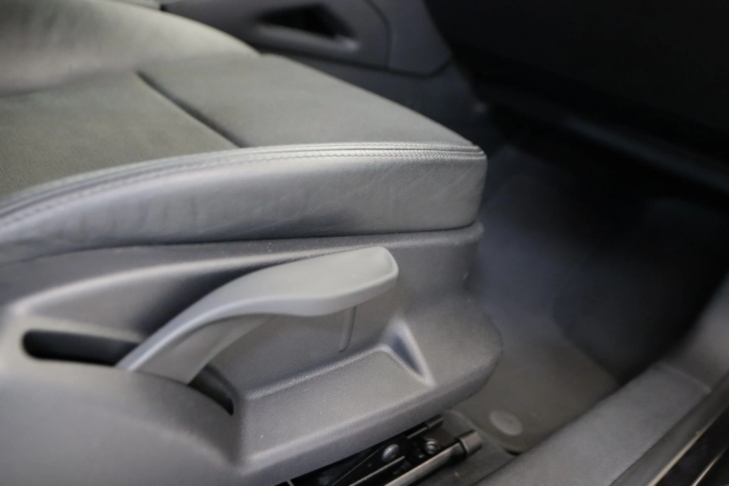Audi A3 2.0 TFSI 200 CV Tiptronic S line - Imagen 33