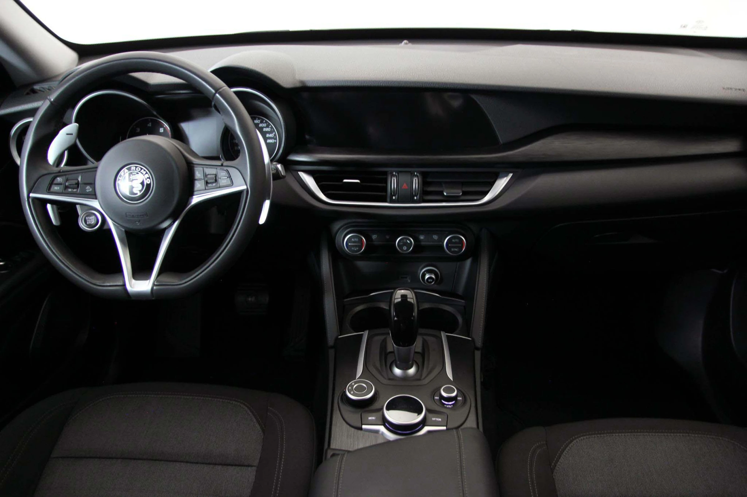 Alfa Romeo Stelvio 2.2 - Imagen 12