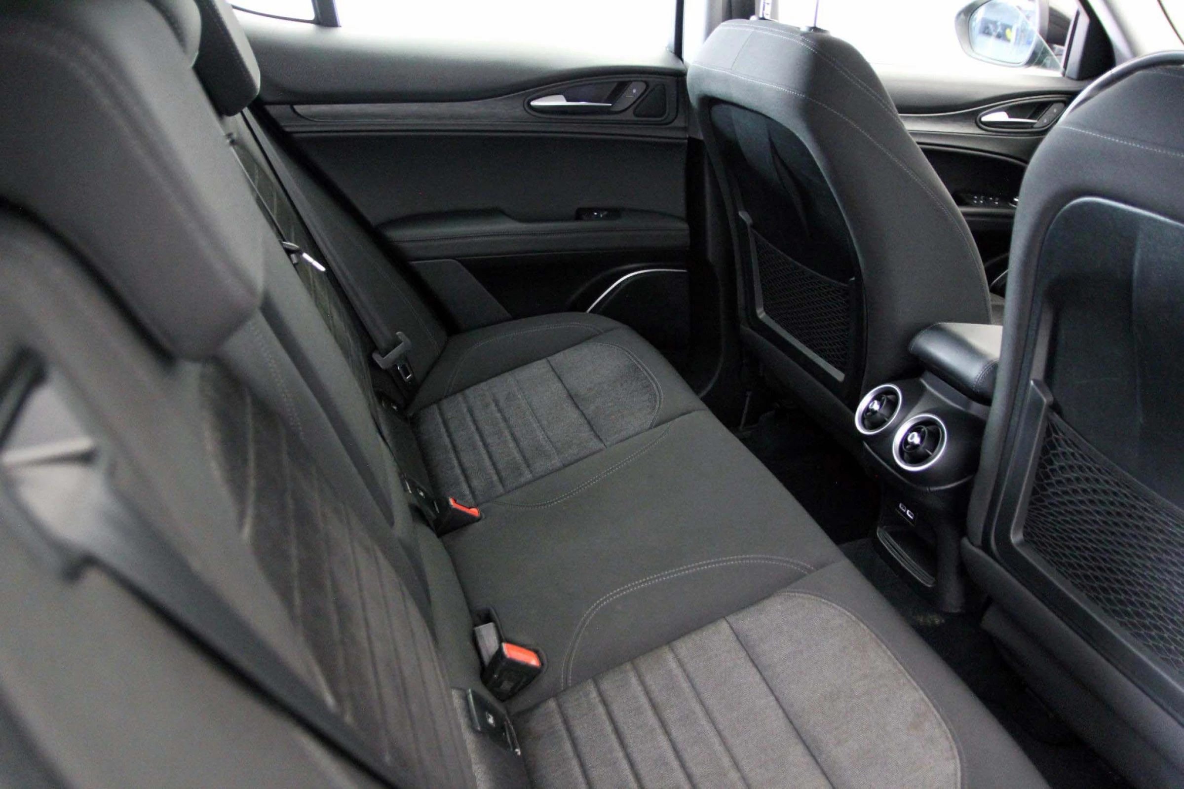 Alfa Romeo Stelvio 2.2 - Imagen 22