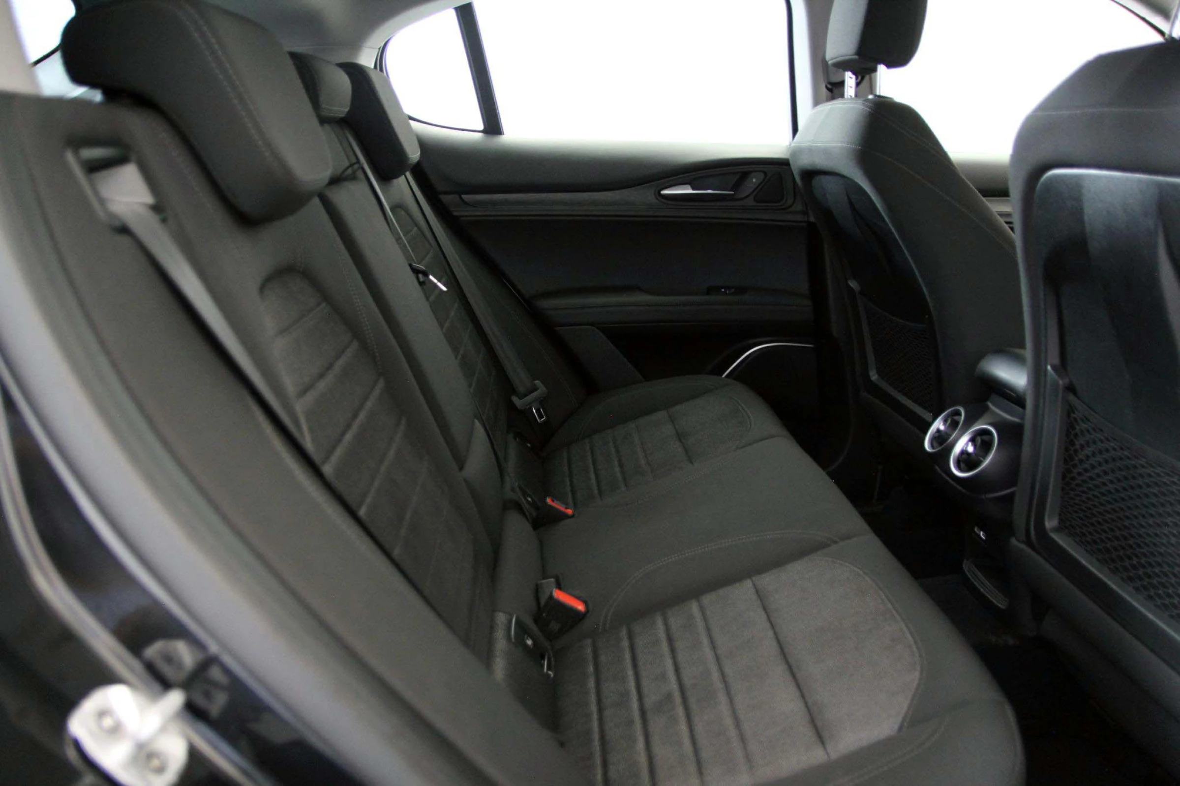 Alfa Romeo Stelvio 2.2 - Imagen 23