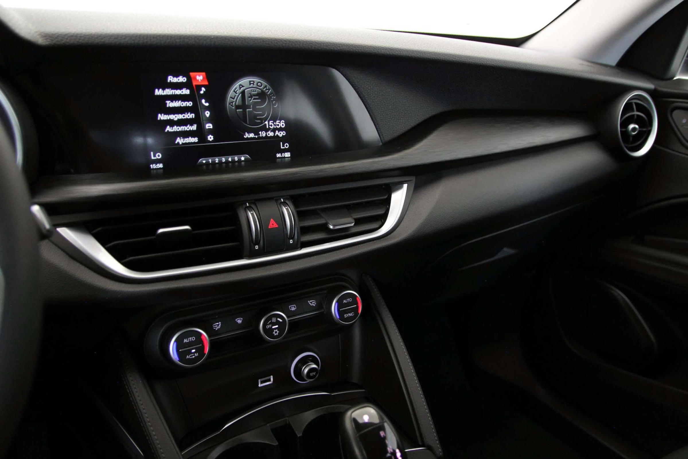 Alfa Romeo Stelvio 2.2 - Imagen 37