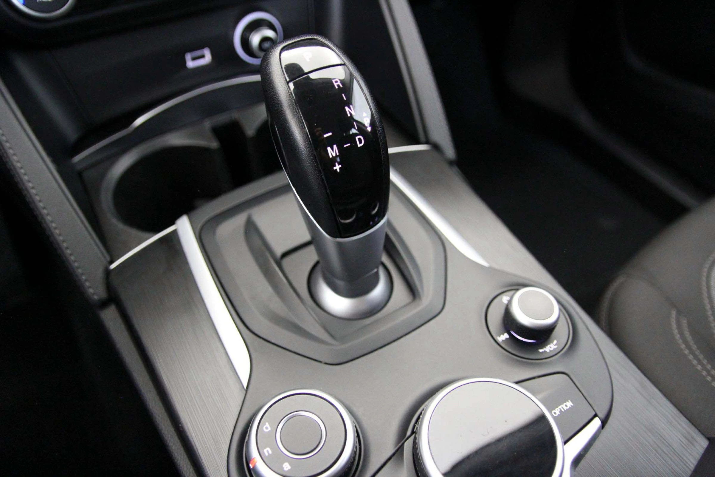 Alfa Romeo Stelvio 2.2 - Imagen 40