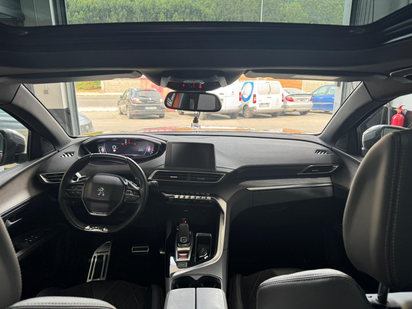 PEUGEOT 3008 2.0 BLUEHDI GT AUTO SS - Imagen 14