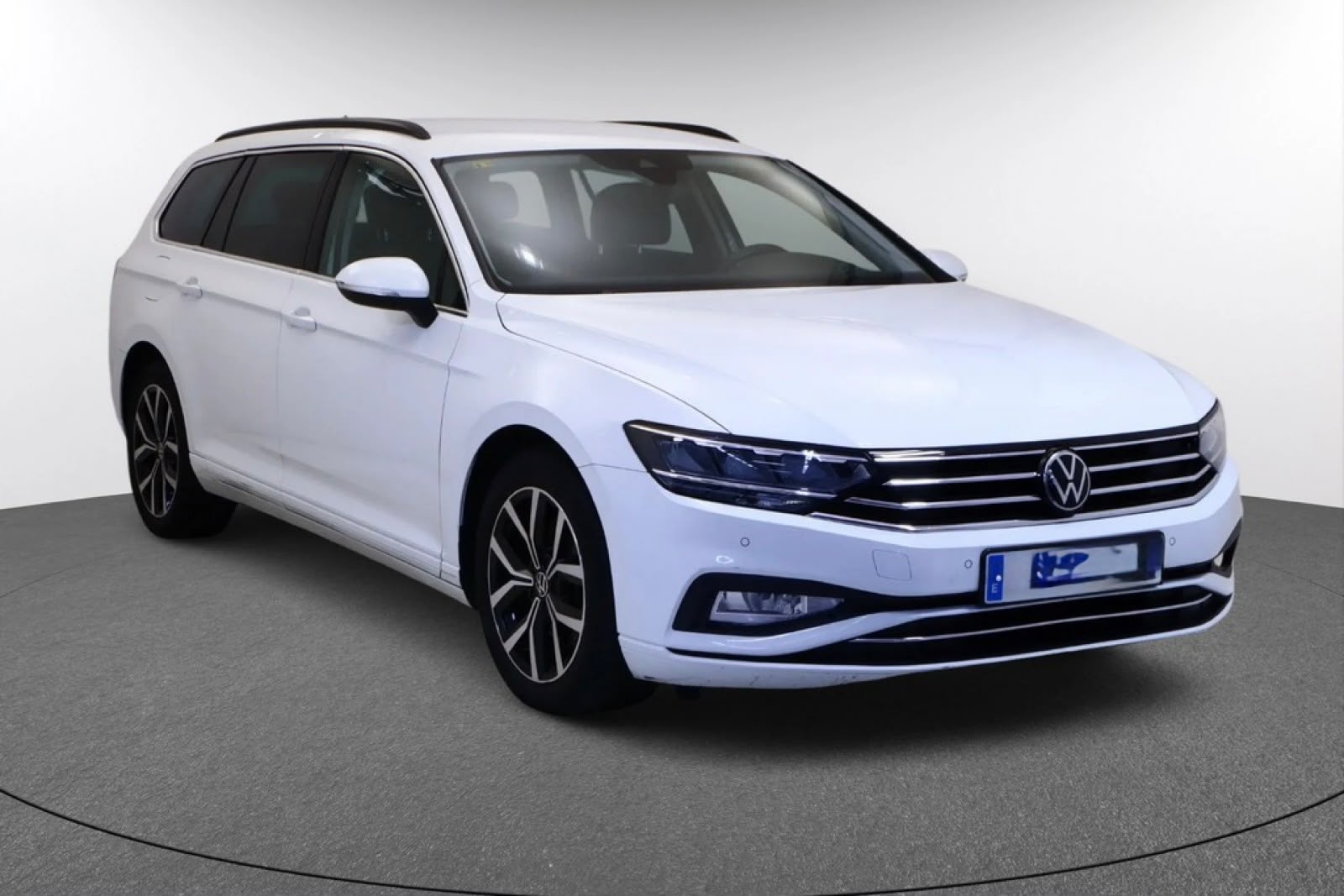 Volkswagen Passat Variant Executive 1.6 TDI 120 CV DSG - Imagen 3