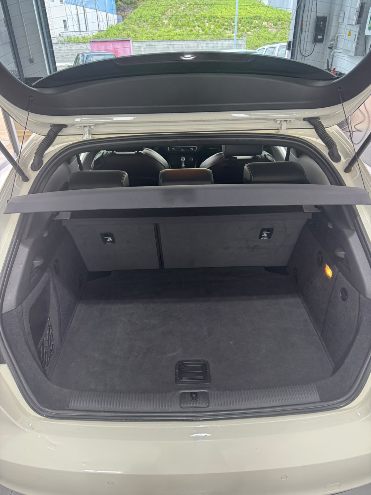 AUDI A3 2.0 TDI S tronic Ambition - Imagen 29