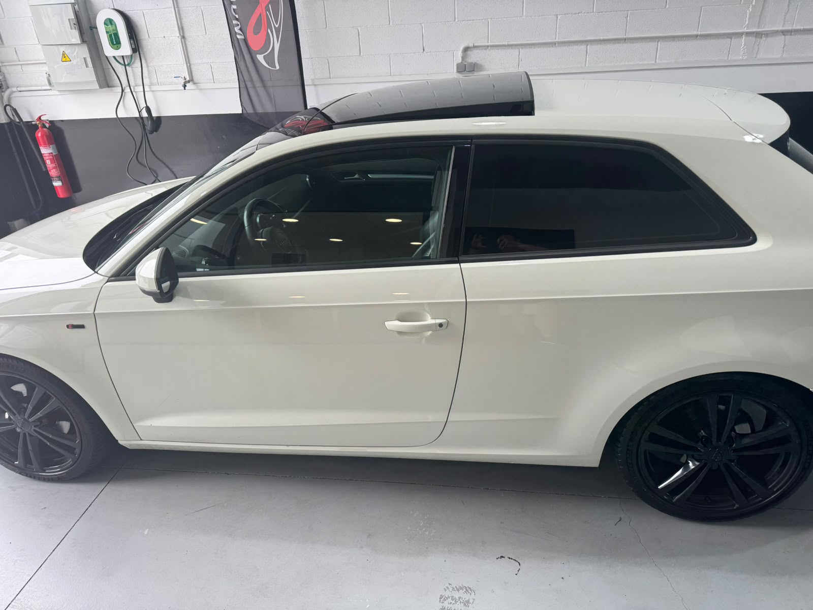 AUDI A3 2.0 TDI S tronic Ambition - Imagen 10