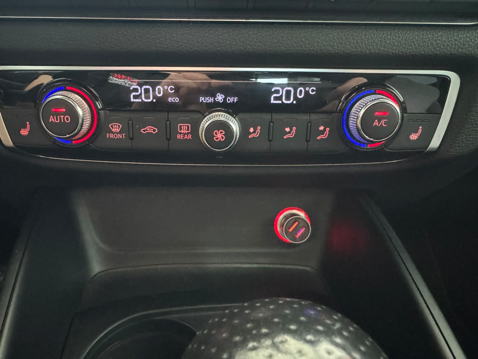 AUDI A3 2.0 TDI S tronic Ambition - Imagen 21