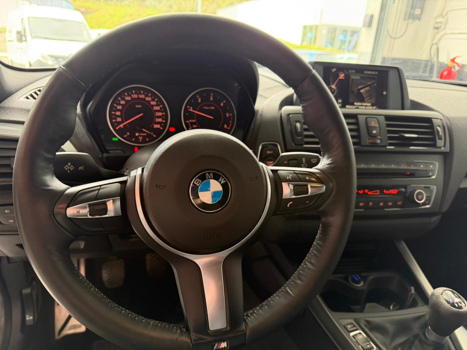 BMW Serie 1 116d EfficientDynamics - Imagen 17