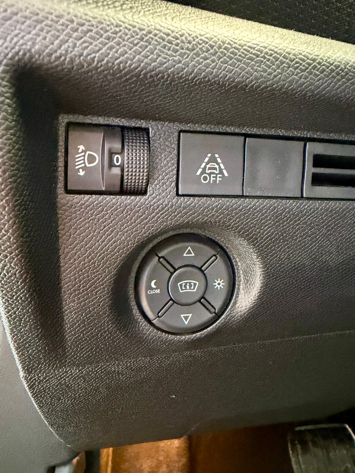 CITROEN C4 BlueHDi 130 SS EAT8 Feel Pack - Imagen 21