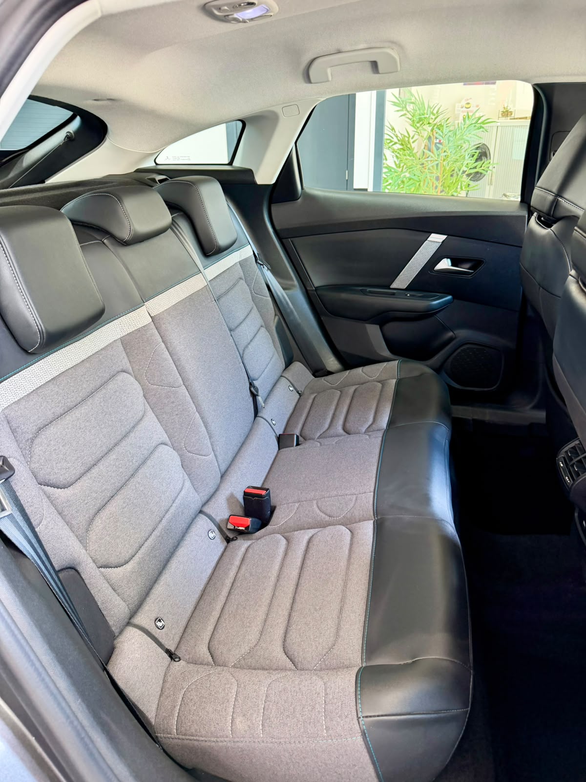 CITROEN C4 BlueHDi 130 SS EAT8 Feel Pack - Imagen 37