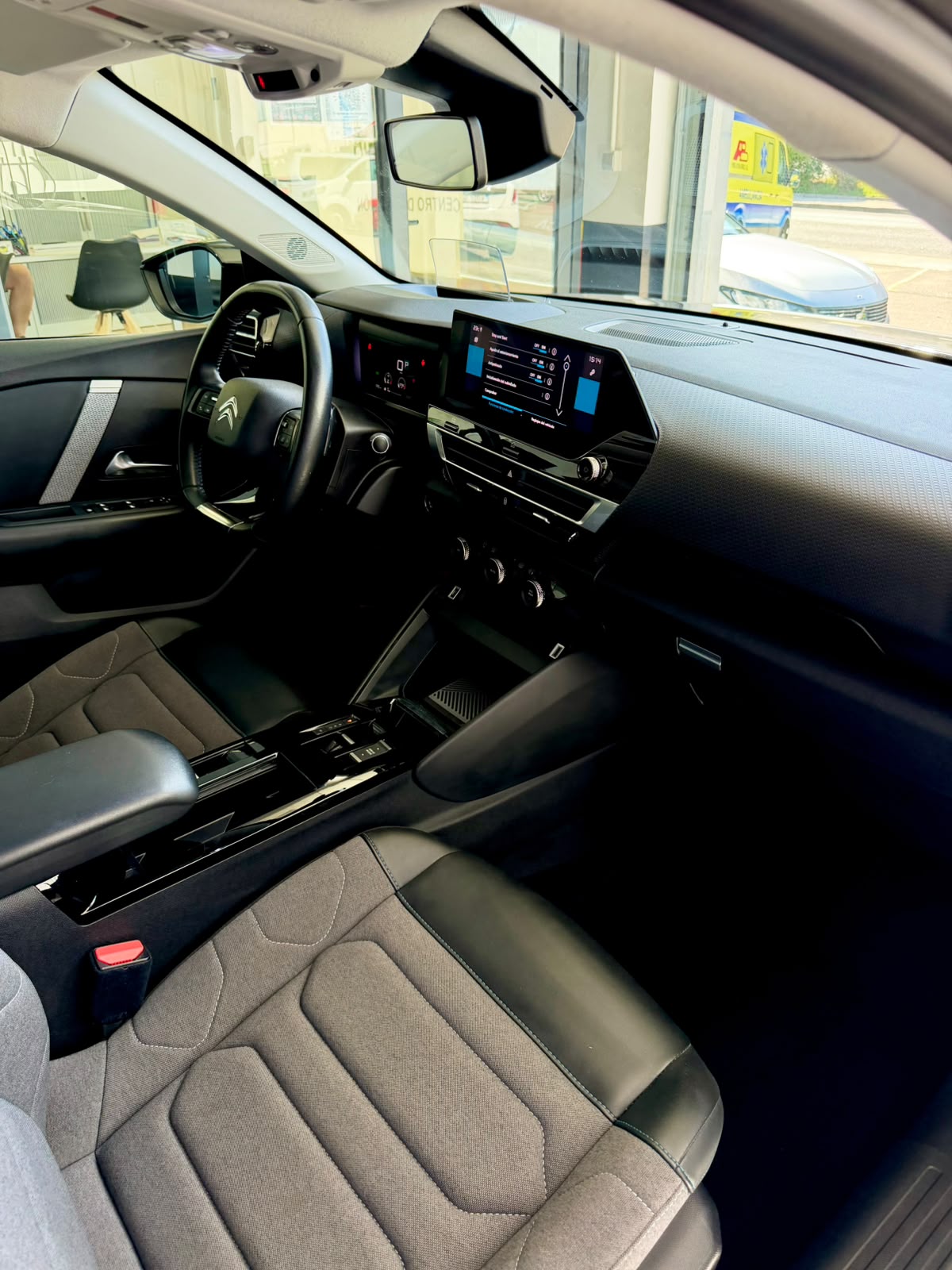 CITROEN C4 BlueHDi 130 SS EAT8 Feel Pack - Imagen 36