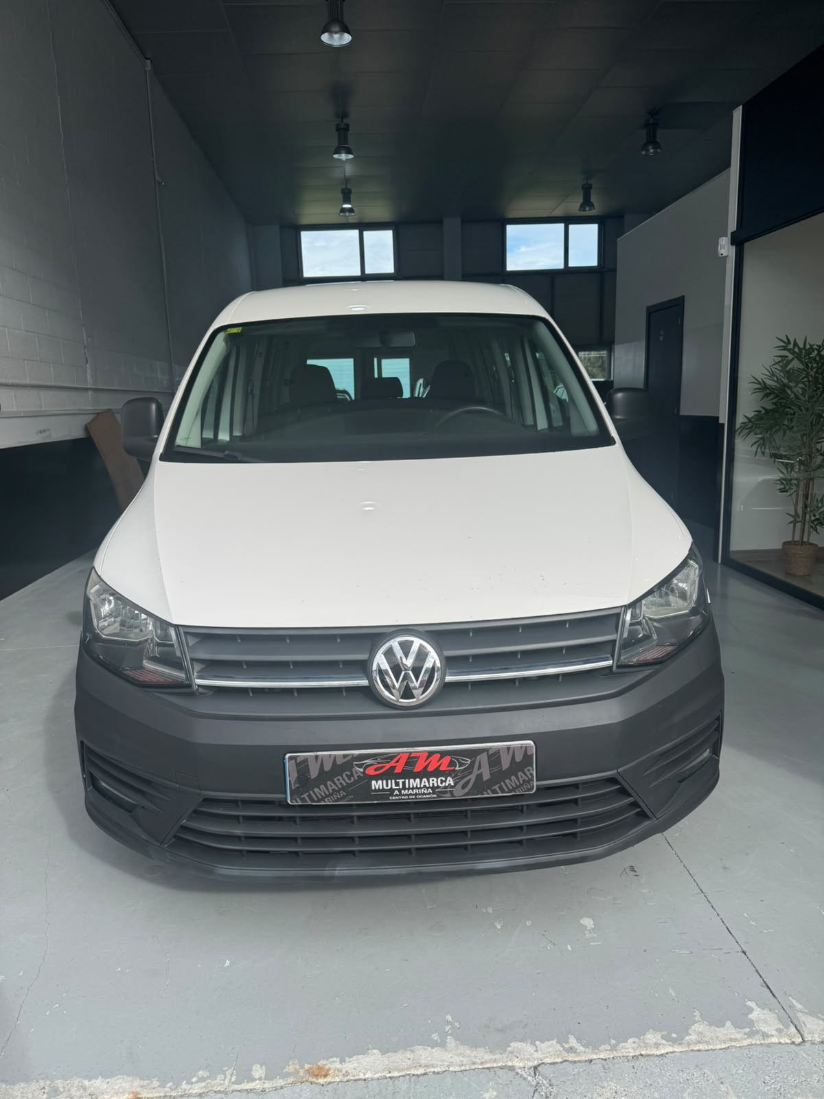 Volkswagen Caddy Trendline 2.0 TDI - Imagen 3