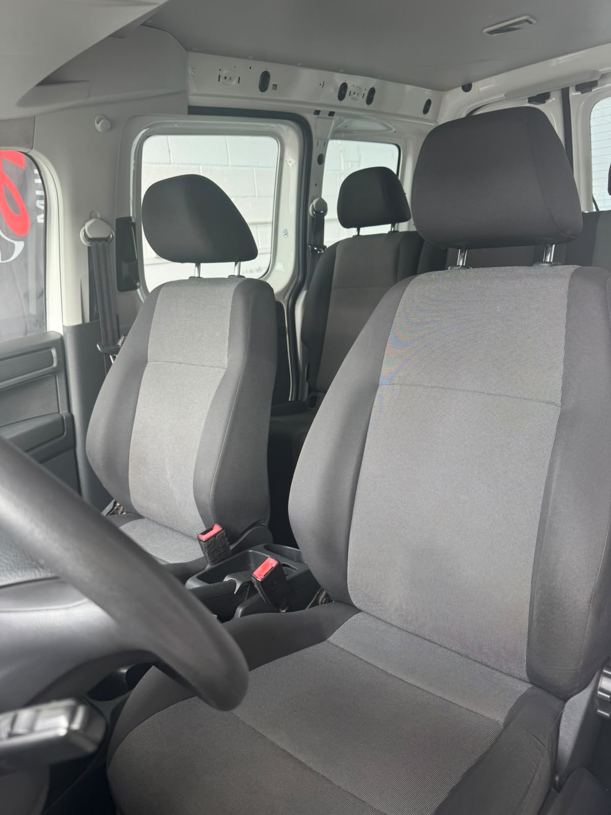 Volkswagen Caddy Trendline 2.0 TDI - Imagen 23
